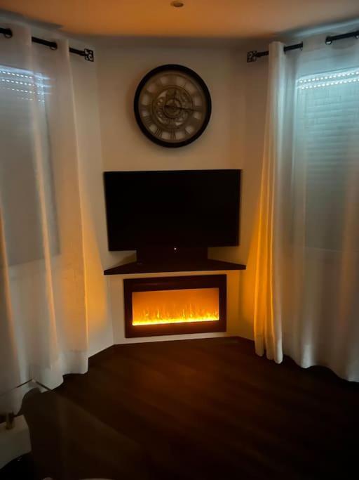 Appart De Luxe Tout Confort Jusqu A 4 Personnes Apartment Triel-sur-Seine Ngoại thất bức ảnh
